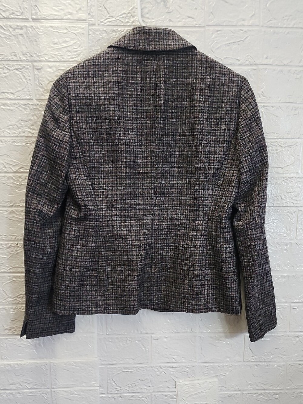 Le Suit Women's Plaid Two-Button Blazer - Brown/Gray - Picture 5 of 9